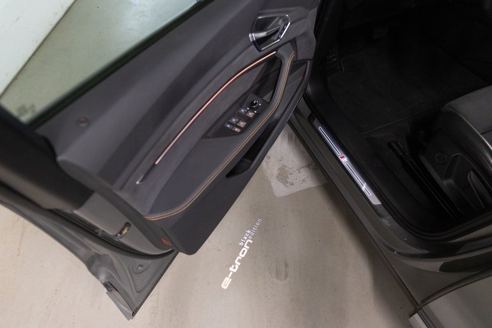 Audi e-tron 55 Black Edition S-line quattro 5d