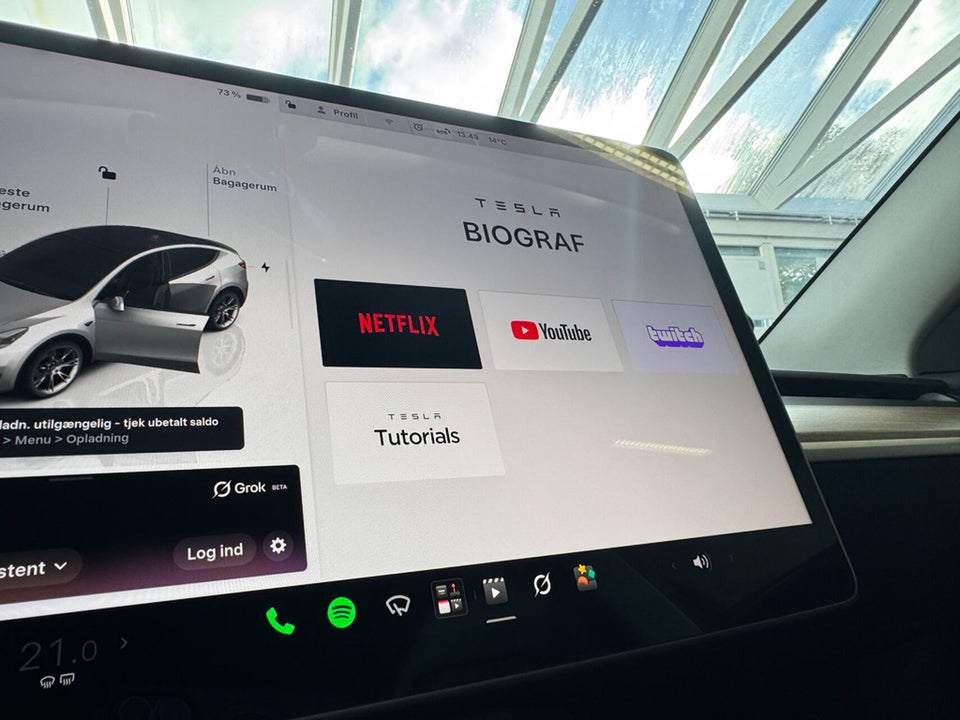 Tesla Model Y Long Range AWD 5d