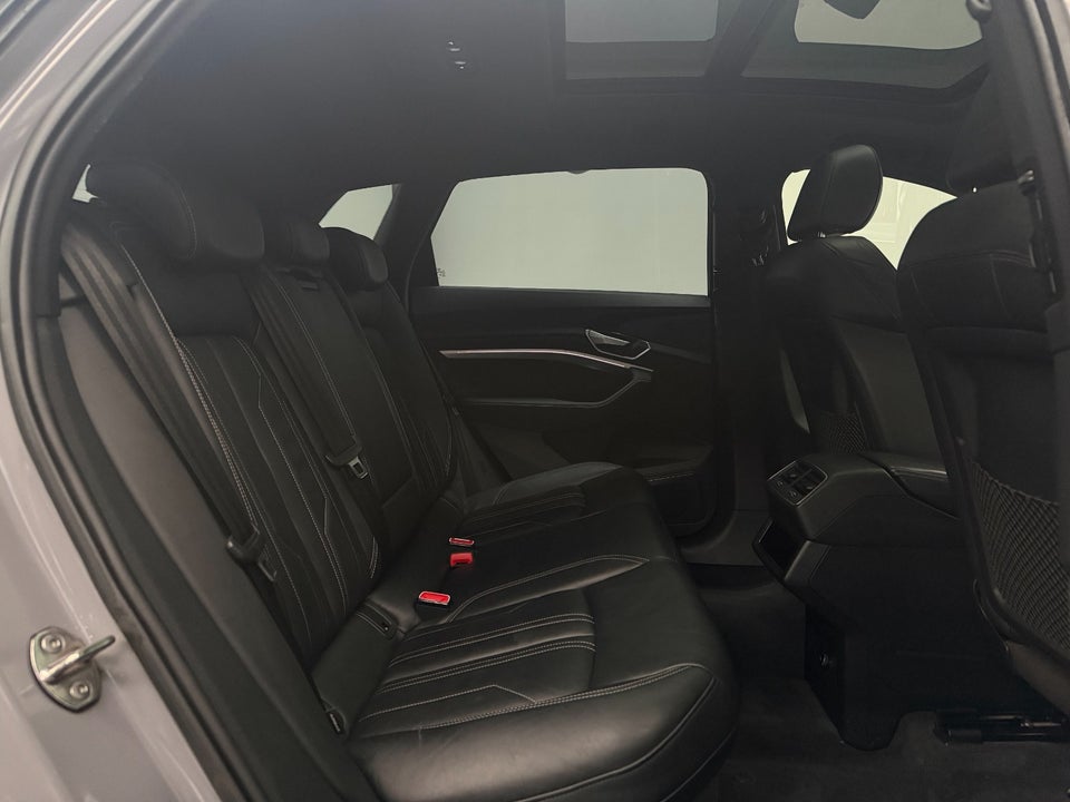 Audi e-tron 55 Advanced quattro 5d