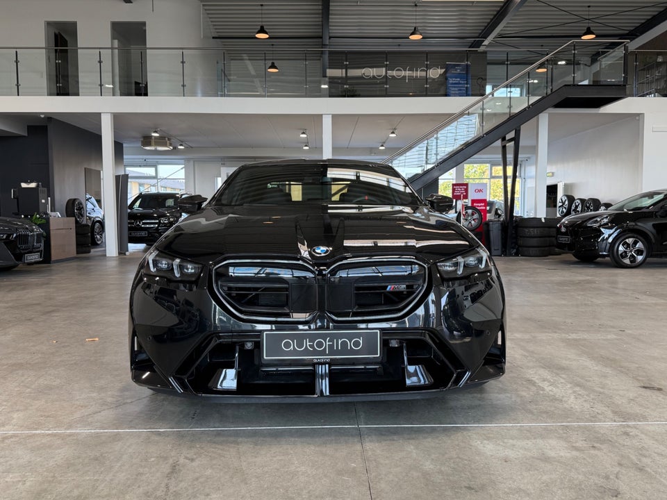 BMW M5 4,4 xDrive aut. 4d