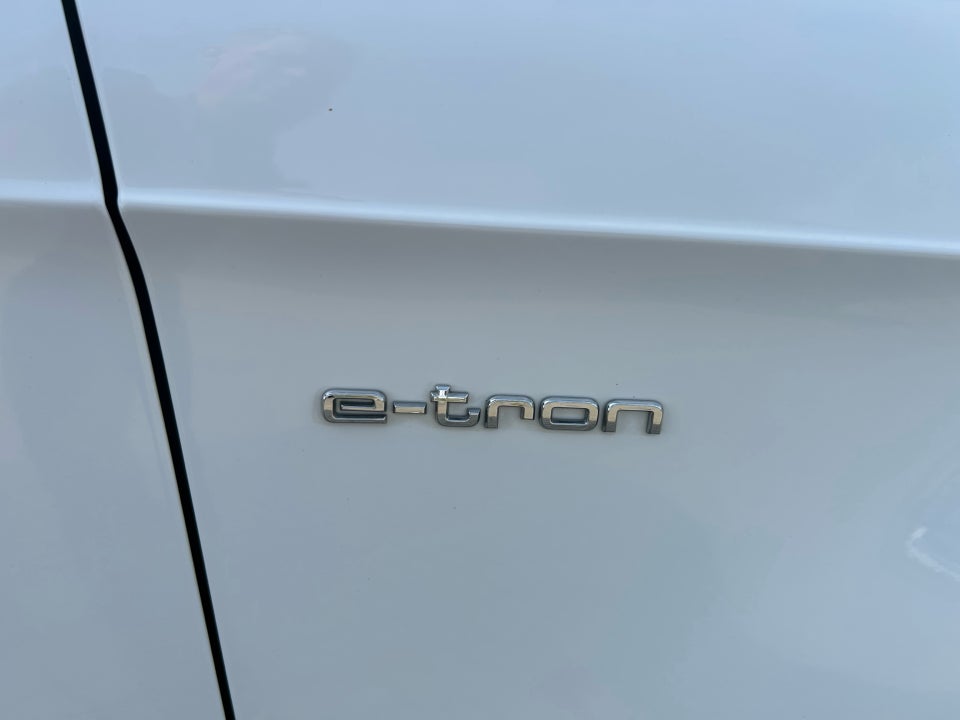 Audi A3 1,4 e-tron S-line Sportback S-tr. 5d