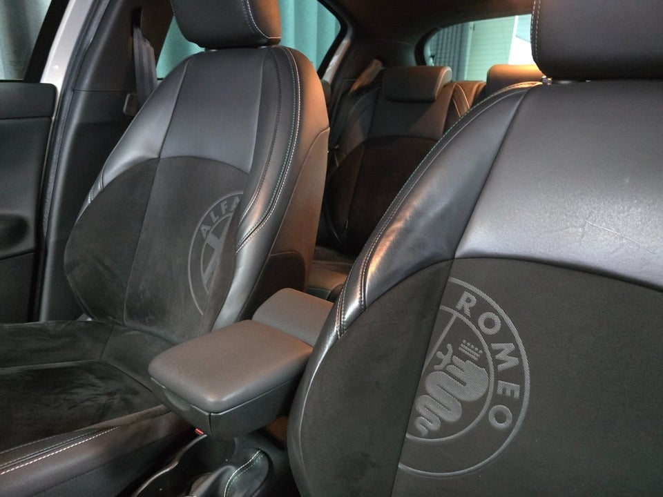 Alfa Romeo Giulietta 1,4 M-Air 170 Sportiva 5d