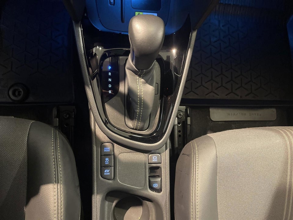 Toyota Yaris Cross 1,5 Hybrid Adventure e-CVT 5d