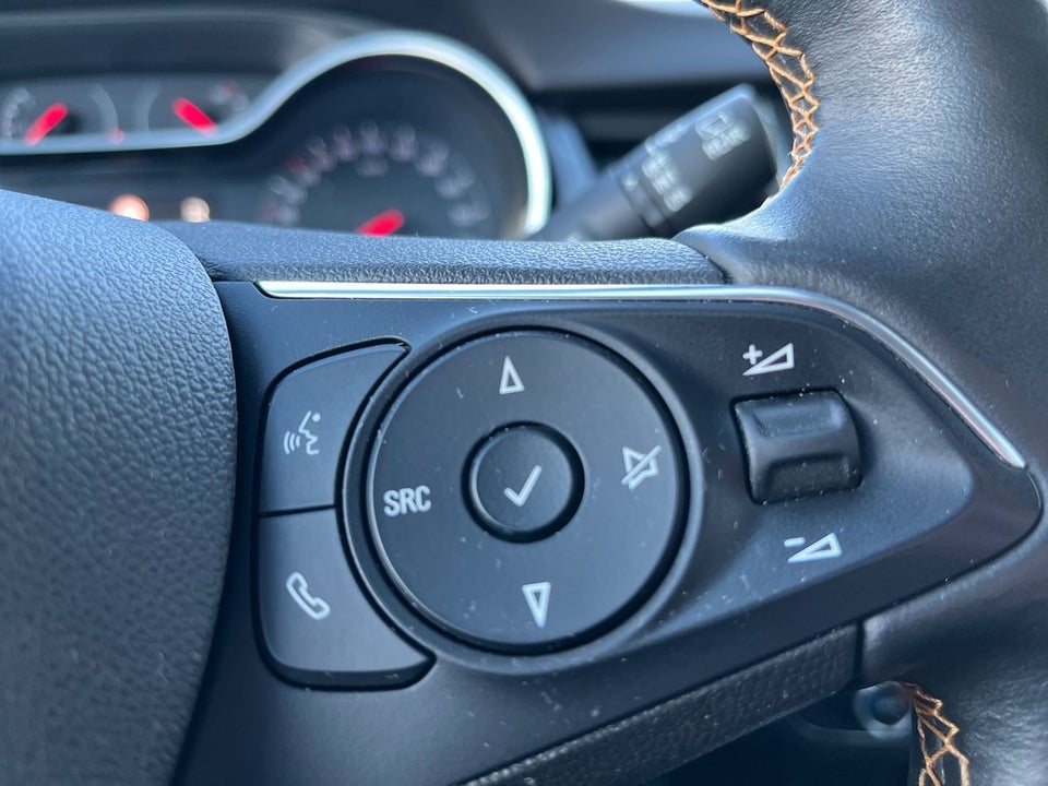 Opel Crossland X 1,2 T 110 Exclusive aut. 5d