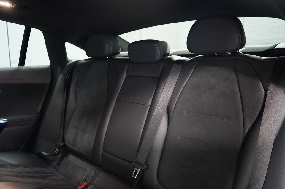Mercedes EQE350 AMG Line 4d