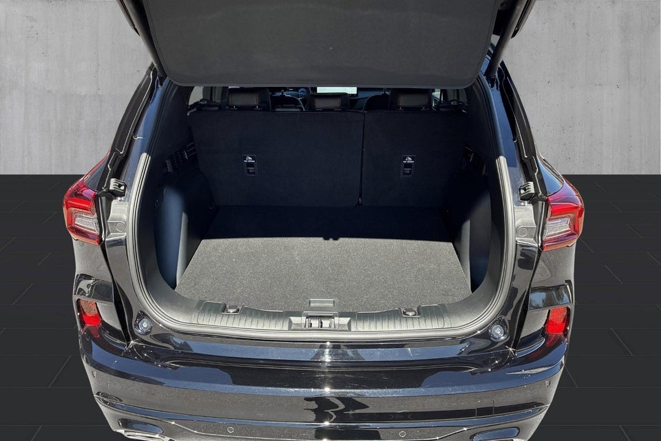 Ford Kuga 2,5 PHEV ST-Line X CVT 5d