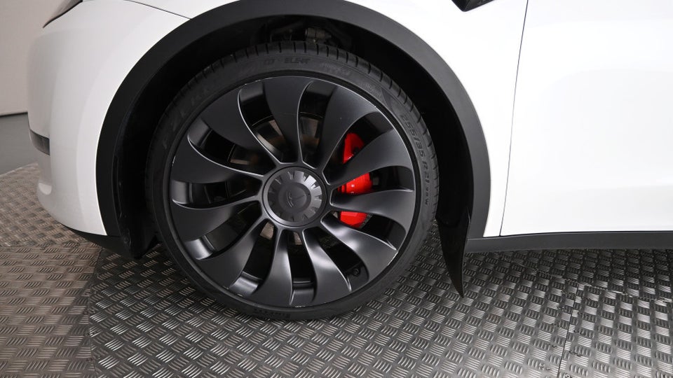 Tesla Model Y Performance AWD 5d