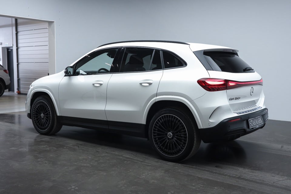 Mercedes EQA250+ AMG Advance 5d