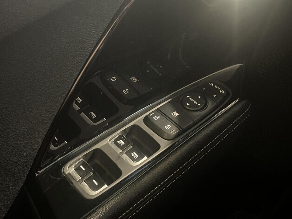 Kia Niro 1,6 PHEV Advance DCT 5d