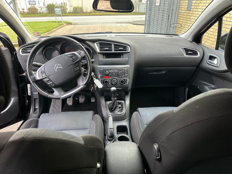 Citroën C4 1,6 HDi 92 Comfort 5d