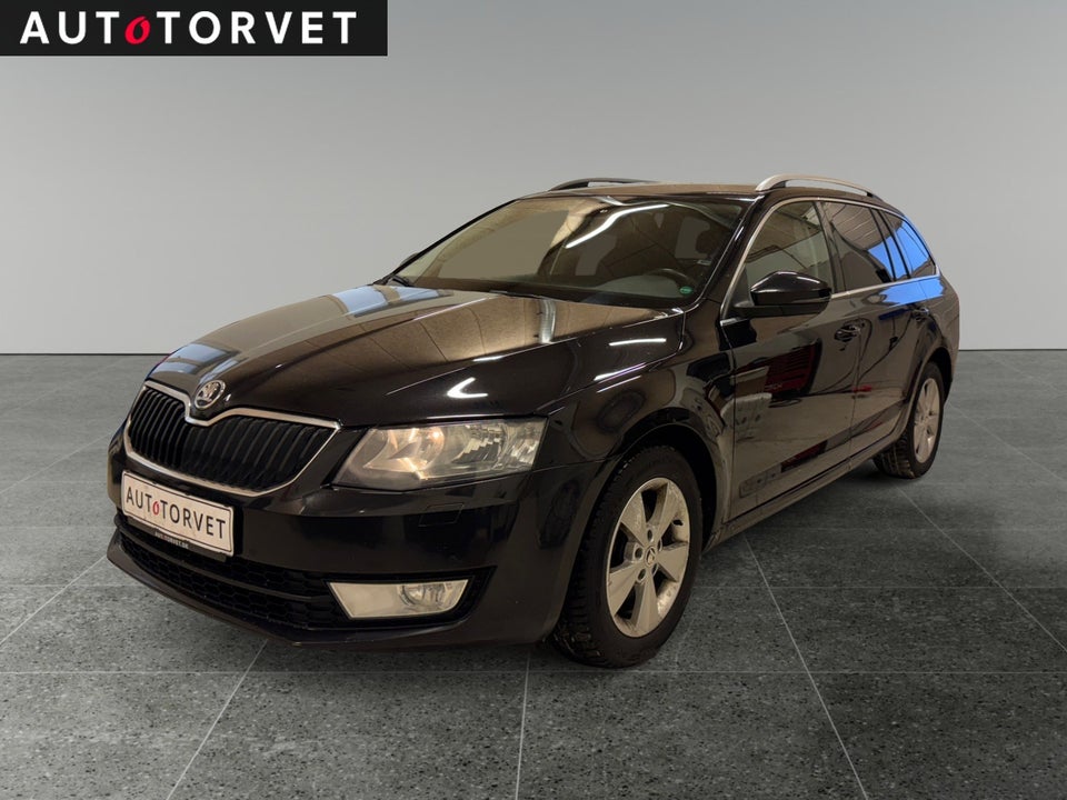 Skoda Octavia 2,0 TDi 150 Style Combi DSG 5d