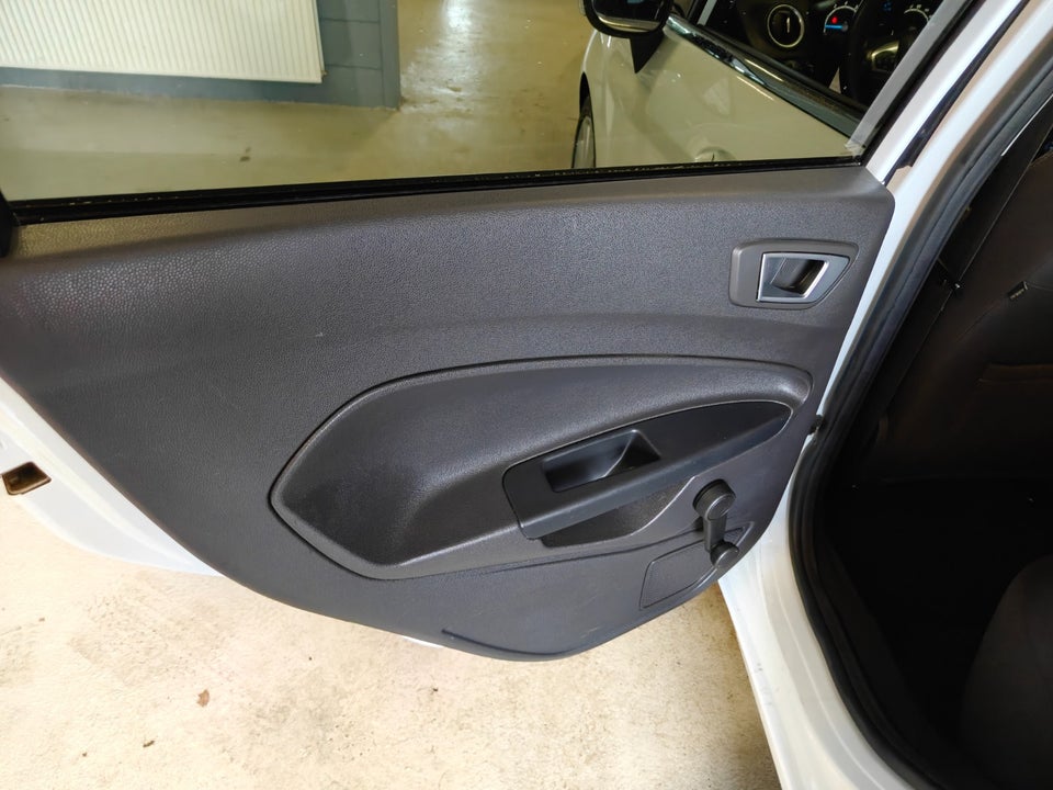 Ford Fiesta 1,0 SCTi 100 Titanium 5d