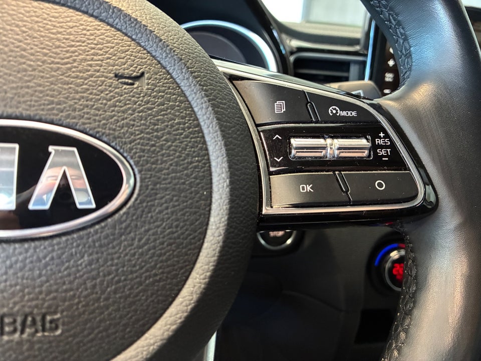 Kia XCeed 1,6 PHEV Prestige DCT 5d