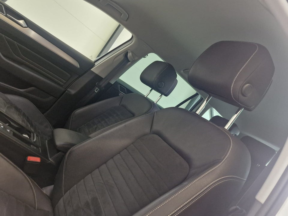 VW Passat 1,5 TSi 150 Elegance+ Variant DSG 5d