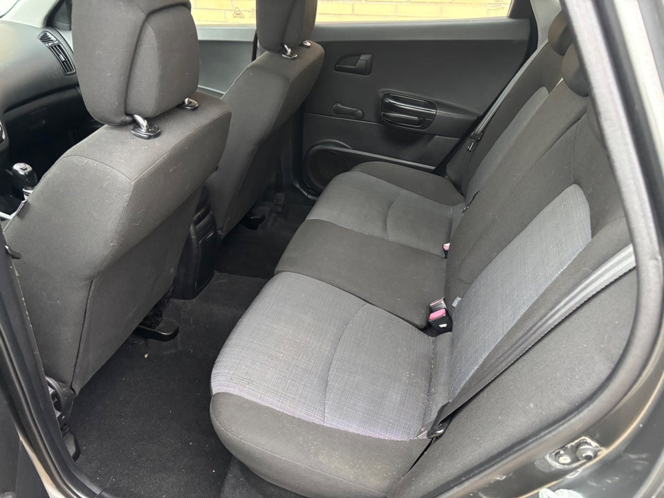 Kia Ceed 1,4 CVVT 90 Active 5d