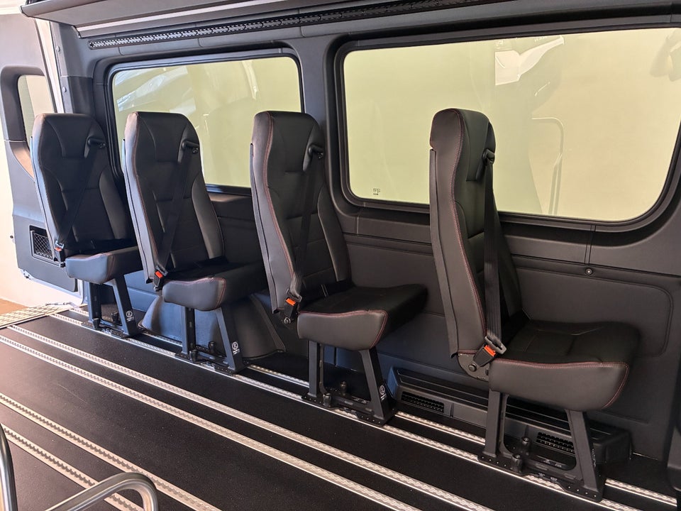 Mercedes Sprinter 317 2,0 CDi A2 Tourer PRO aut. RWD