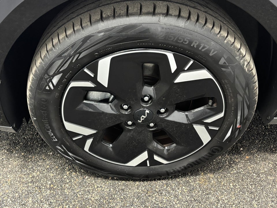 Kia Niro 64 EV Upgrade 5d
