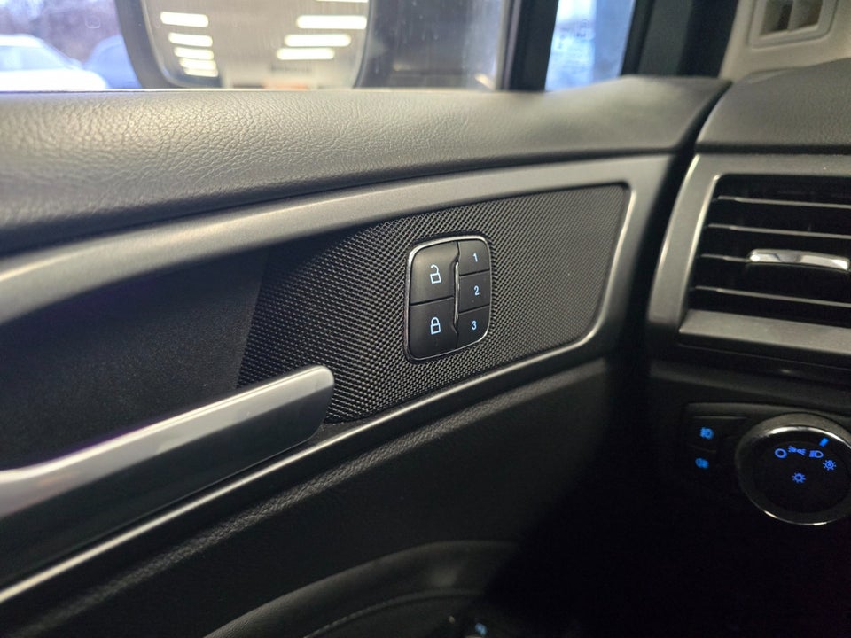 Ford Mondeo 2,0 TDCi 180 Titanium stc. aut. 5d