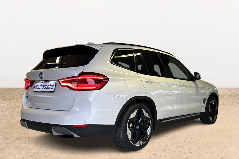 BMW iX3 Charged Impressive 5d