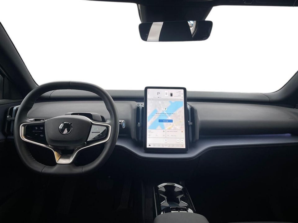 Volvo EX30 Extended Range Plus 5d