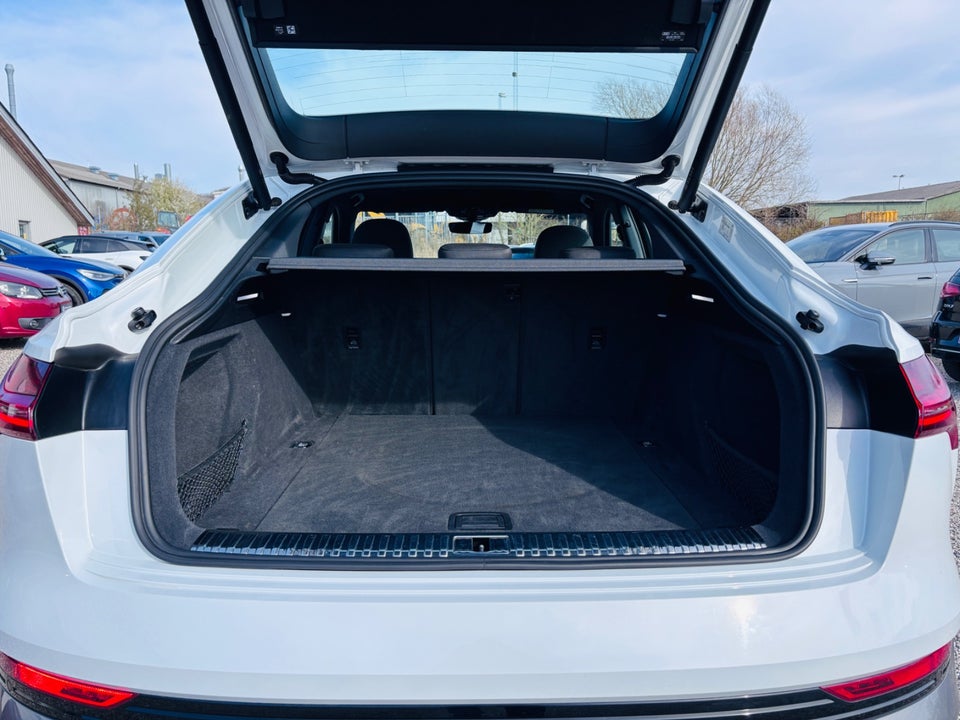 Audi e-tron 55 Prestige Sportback quattro 5d