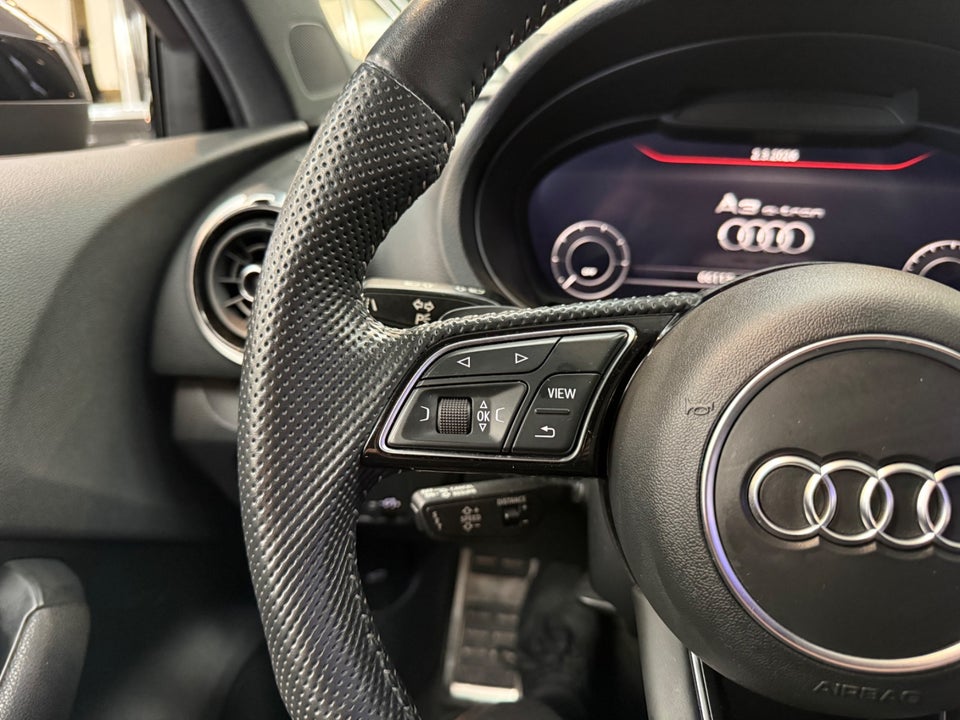 Audi A3 1,4 e-tron S-line Sportback S-tr. 5d