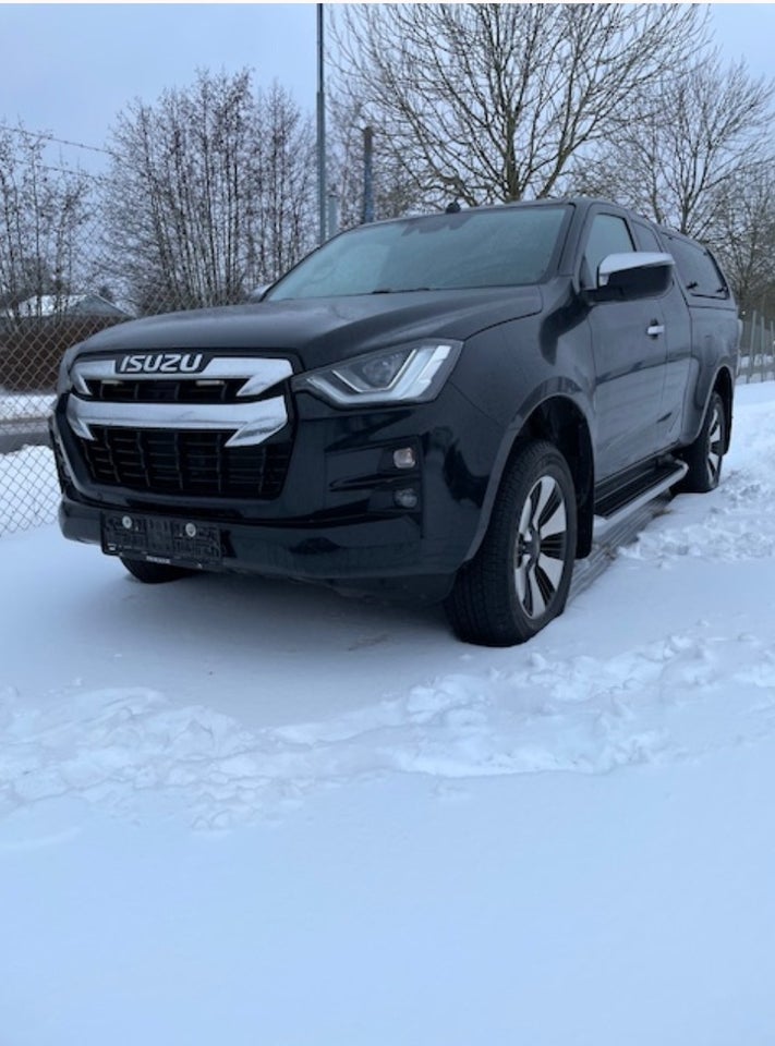 Isuzu D-Max 1,9 TD 163 Crew Cab Black Edition 4d