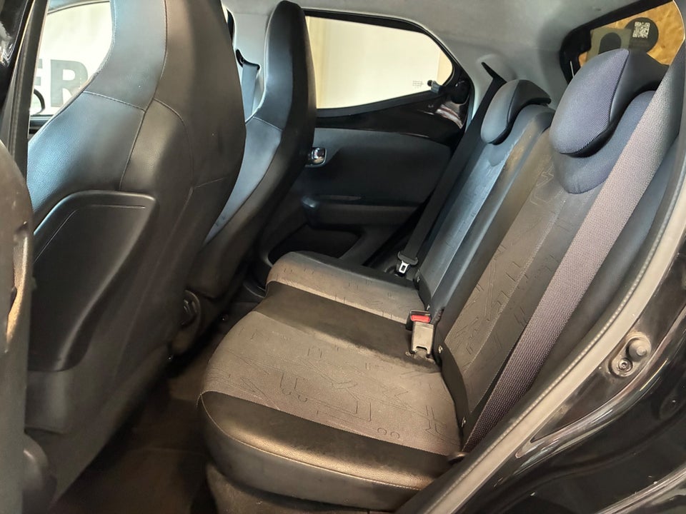 Toyota Aygo 1,0 VVT-i x-clusiv 5d