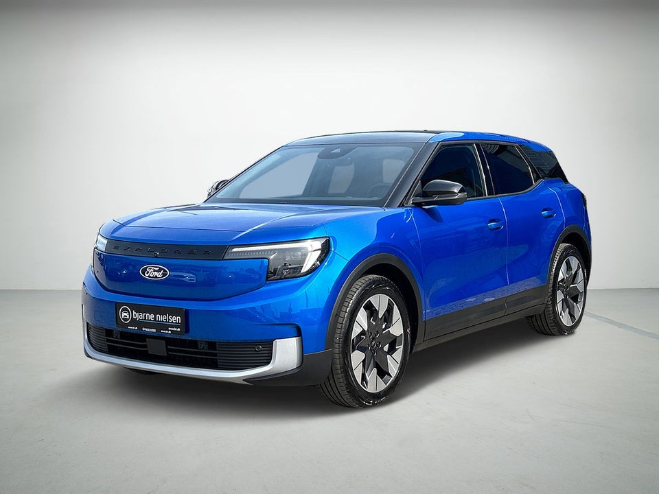 Ford Explorer 82 Premium Extended Range 5d