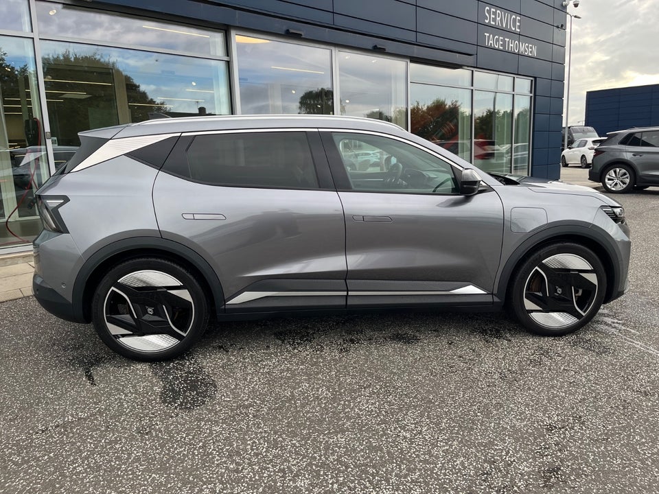 Renault Scenic E-Tech 87 Iconic 5d