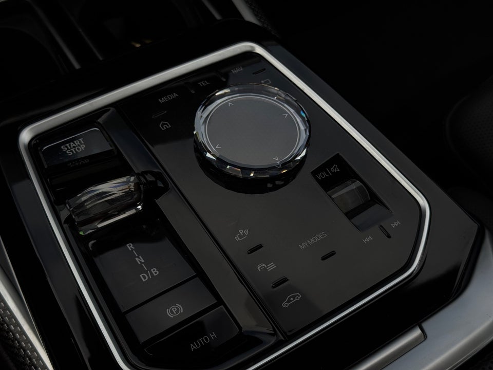 BMW i7 M70 xDrive 4d