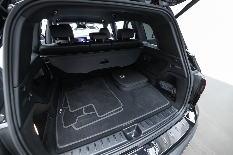 Mercedes EQB250+ AMG Premium 5d