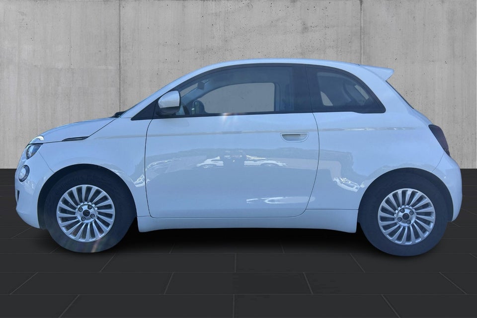 Fiat 500e 42 Icon 3d
