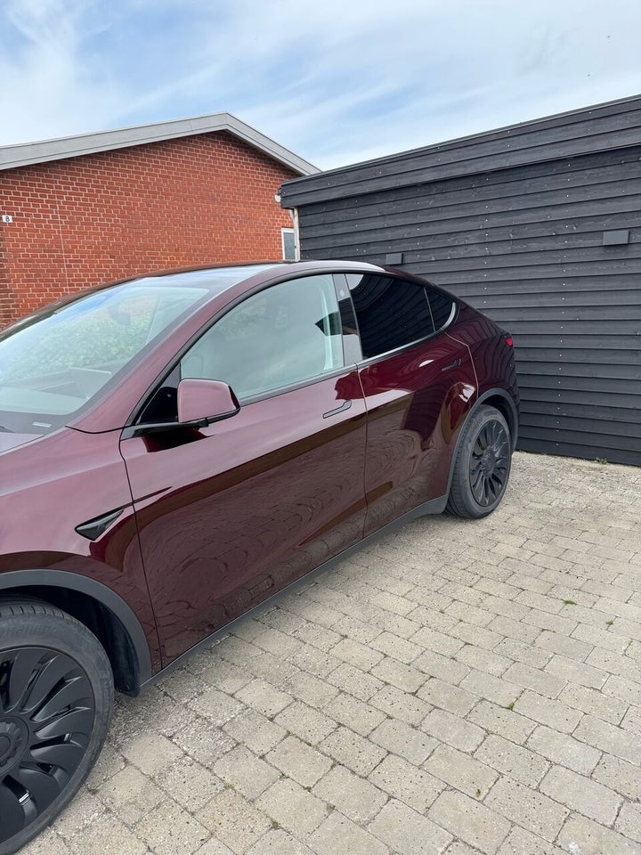 Tesla Model Y RWD 5d