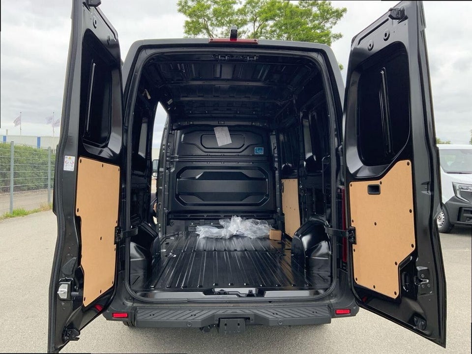 Renault Master V T35 2,0 dCi 150 L2H2 Kassevogn Tekno aut.