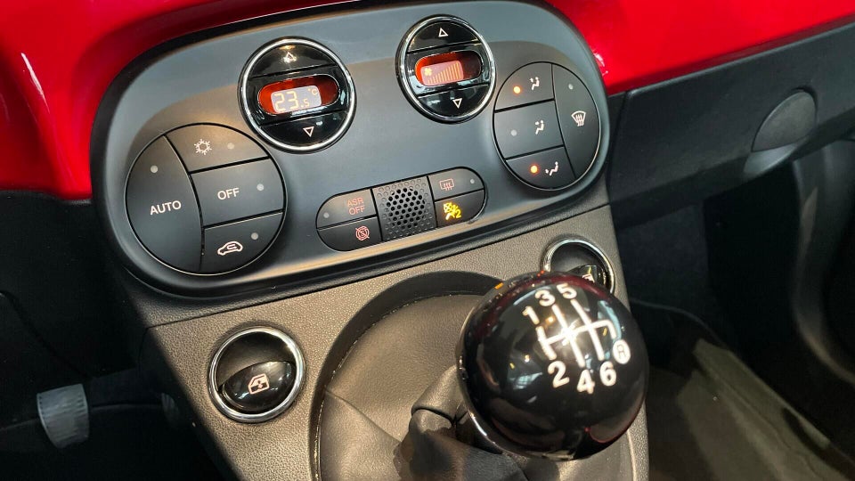 Fiat 500C 1,0 Hybrid (RED) 2d