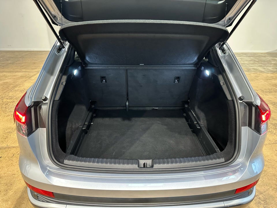 Audi Q4 e-tron 40 S-line 5d