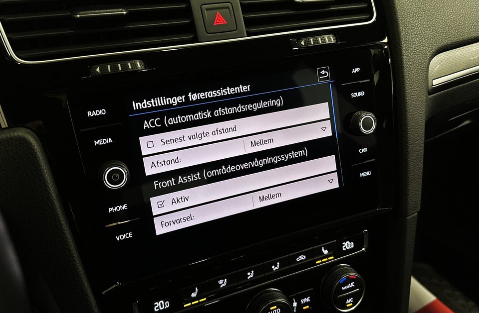 VW Golf VII 1,4 GTE DSG 5d