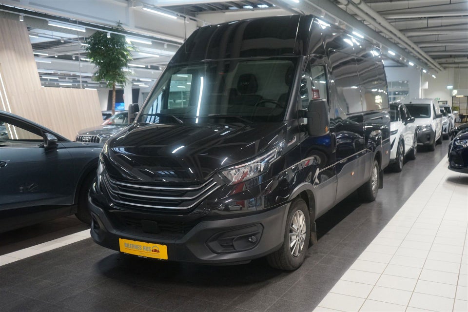 Iveco Daily 3,0 35S18 12m³ Van AG8