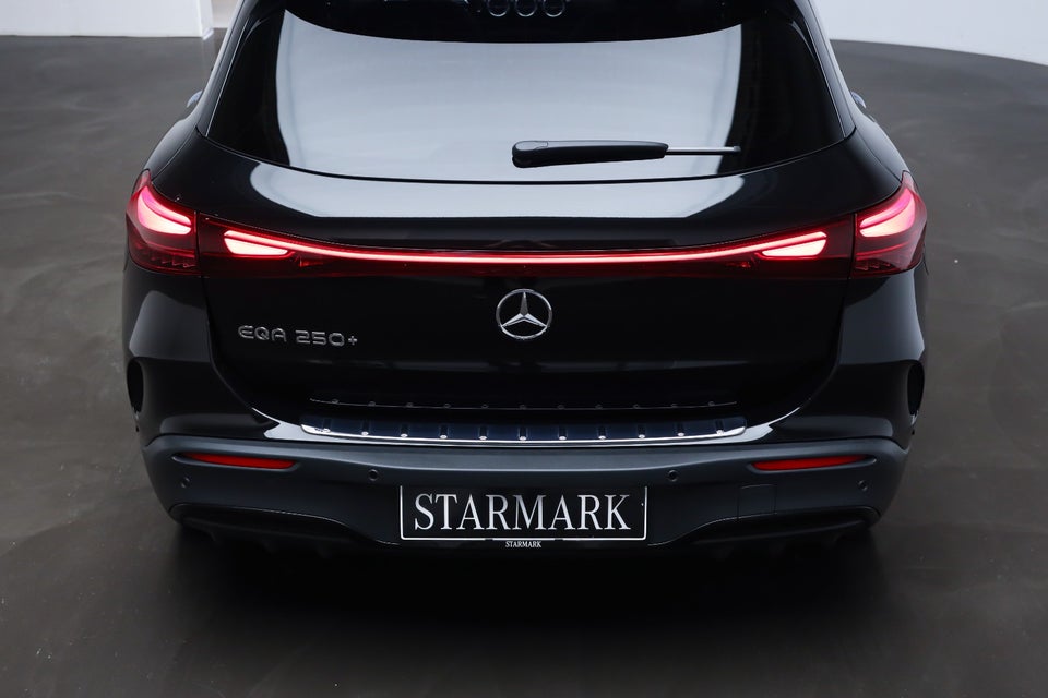 Mercedes EQA250+ AMG Premium 5d