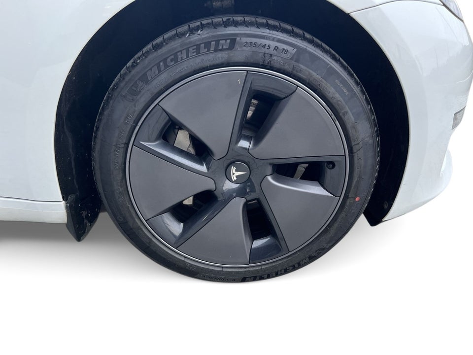 Tesla Model 3 Long Range RWD 4d