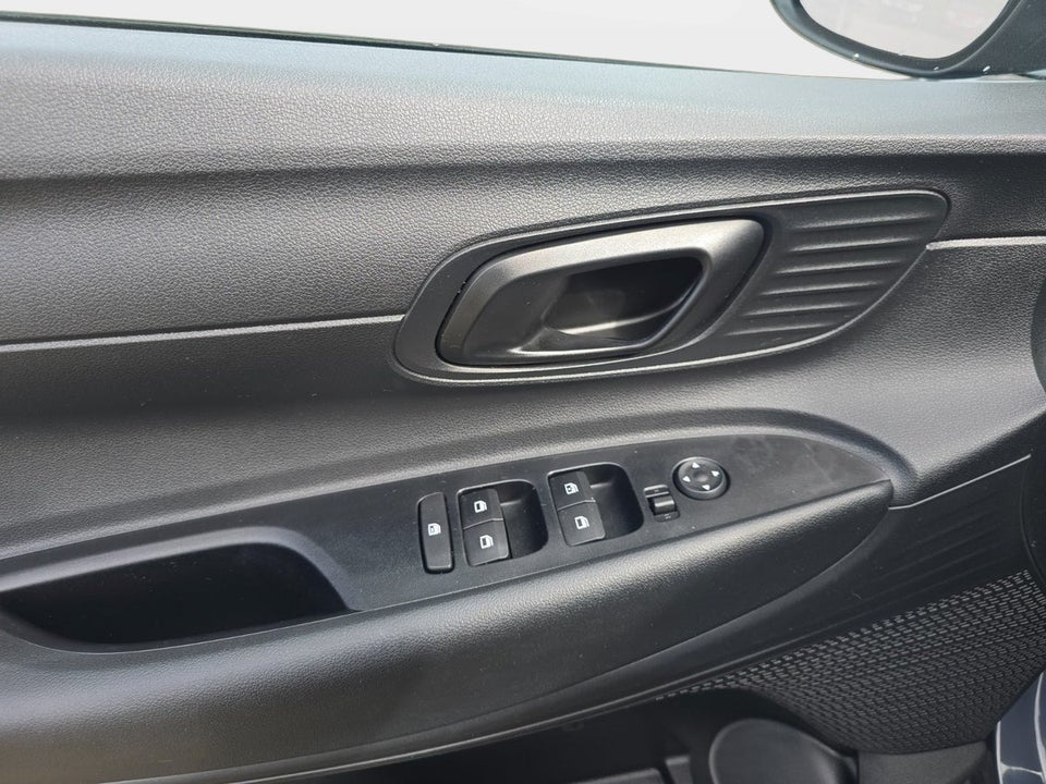 Hyundai i20 1,0 T-GDi Essential 5d