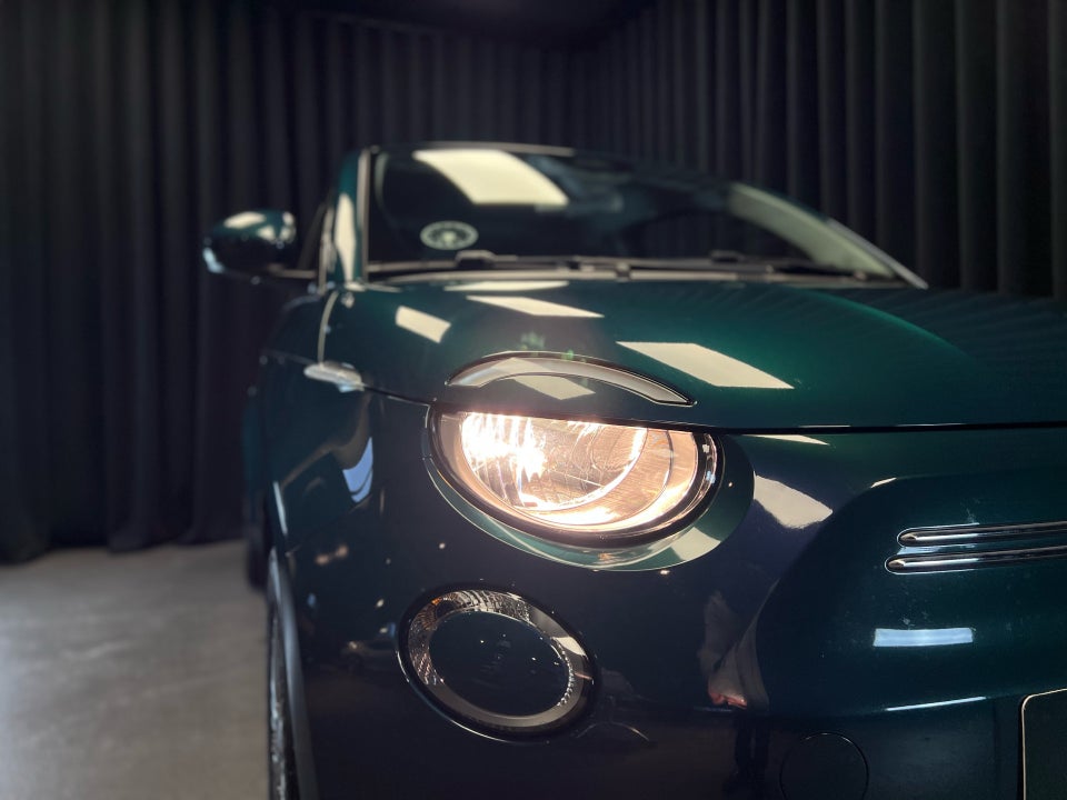 Fiat 500e 42 Icon 3d