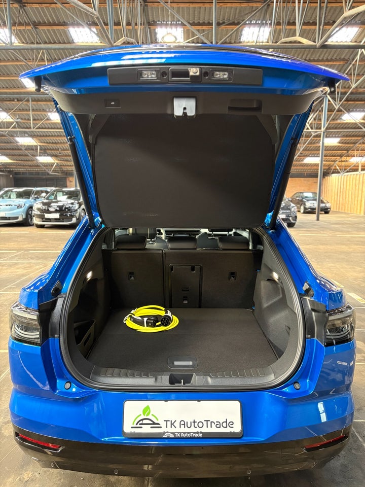 Ford Capri 77 Premium Extended Range 5d