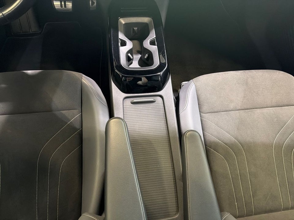 VW ID.4 77 Pro 5d