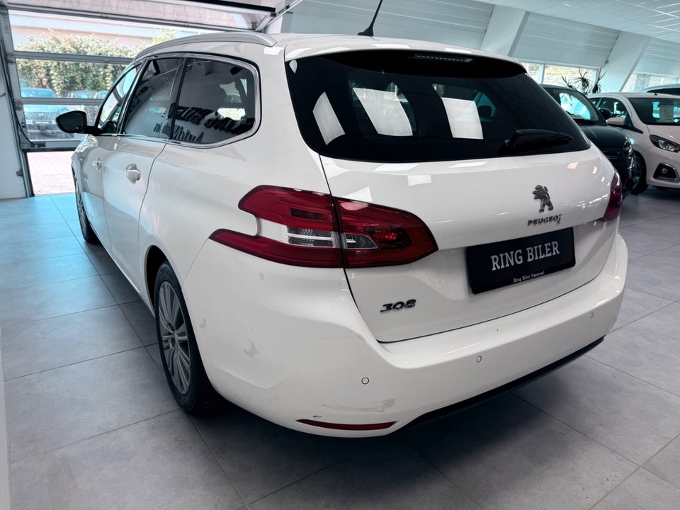 Peugeot 308 1,5 BlueHDi 130 Infinity SW Van 5d