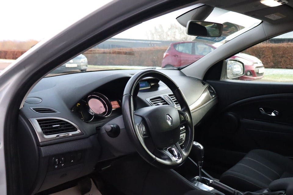 Renault Megane III 1,5 dCi 110 Expression Sport Tourer aut. 5d