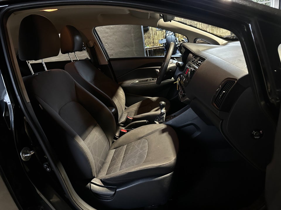 Kia Rio 1,2 CVVT Active 5d