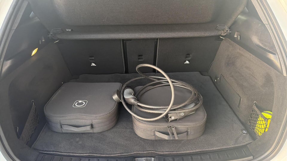 Mercedes EQA250+ Progressive 5d