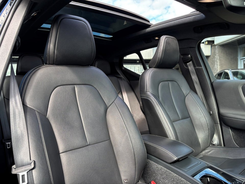 Volvo XC40 P8 ReCharge Twin R-Design 5d